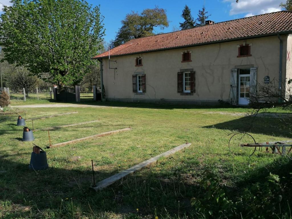 Chambres D'Hotes - Un Refuge A Cachen Exteriér fotografie